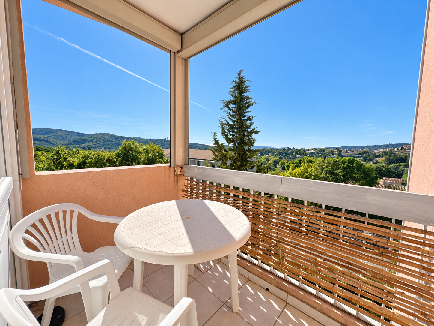 Appartement T1 bis meublé avec terrasse et cave - Gréoux les Bains - Réf. G 123  - Photo 4