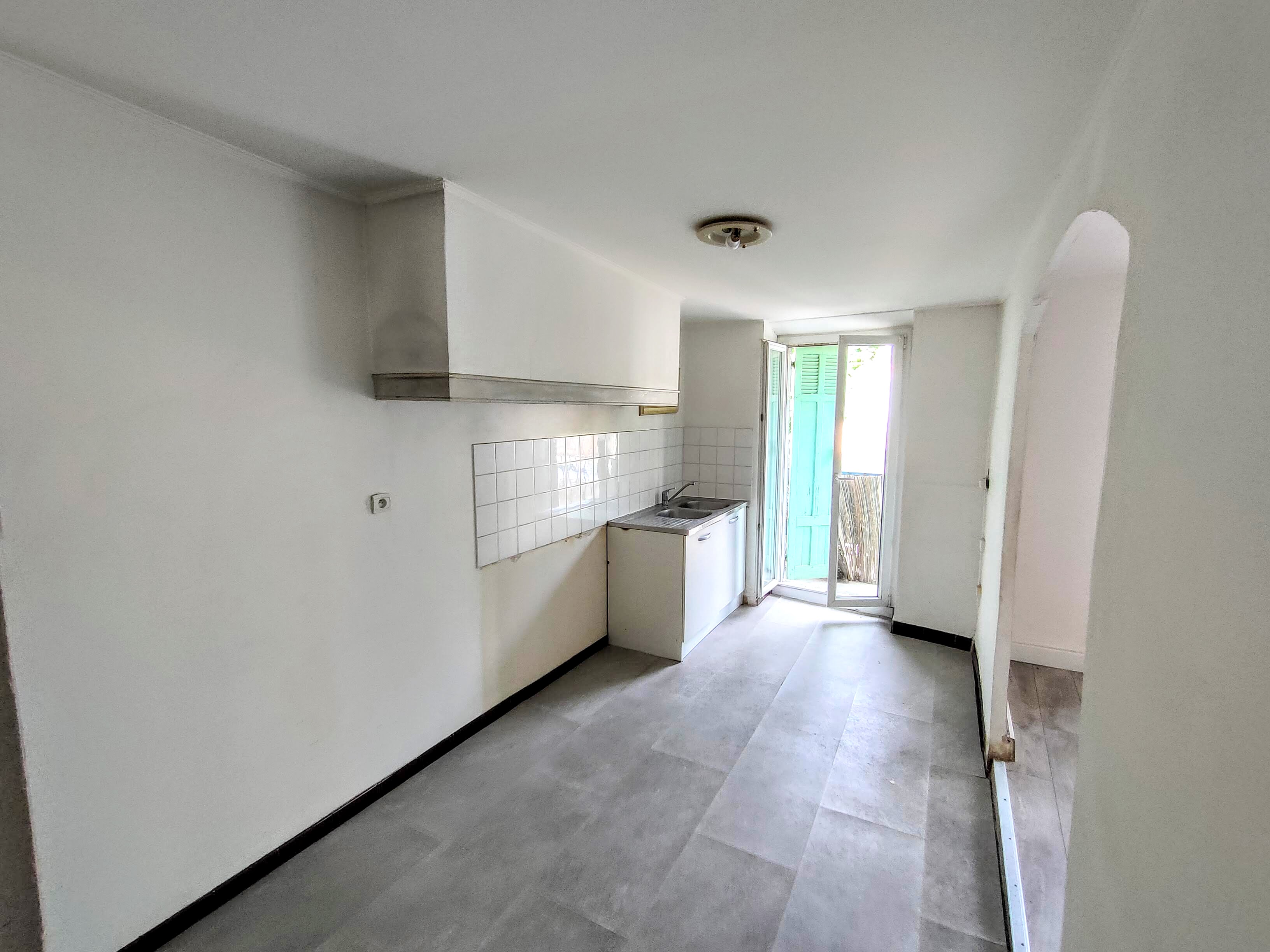 Immeuble de rapport à Rians - Rians - Réf. 121 - Photo 2