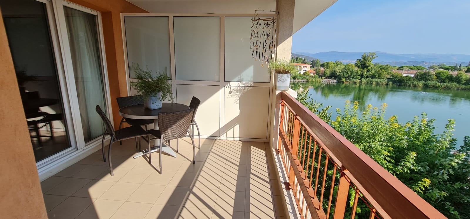 Appartement T2 meublé - Terrasse - Garage