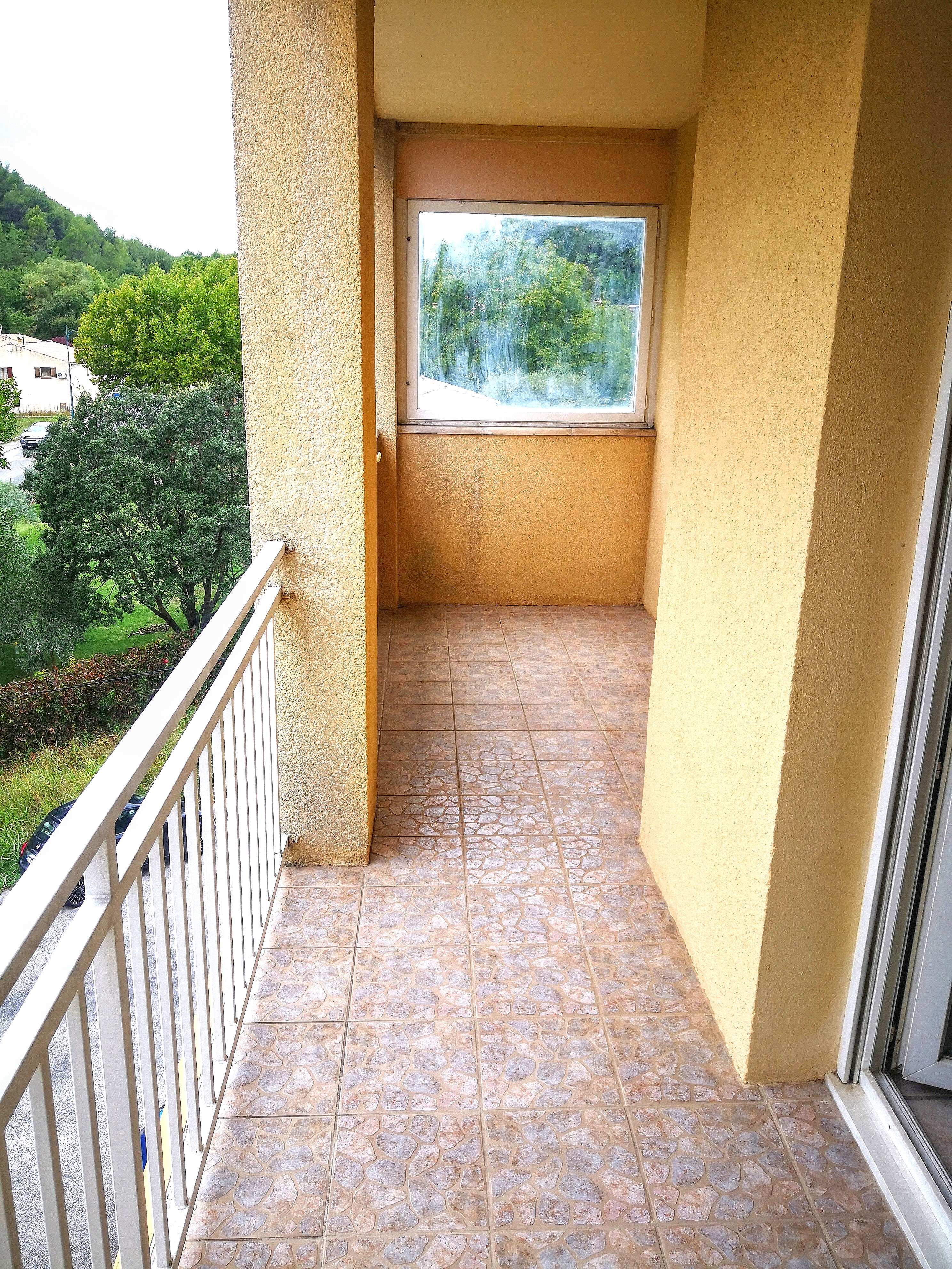 Appartement T3 avec terrasse et garage - Sainte Tulle - Réf. 175 - Photo 7