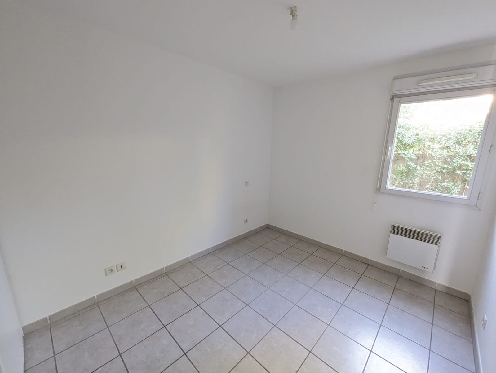 Appartement T3 dans résidence avec piscine. - Manosque - Réf. 330 - Photo 2