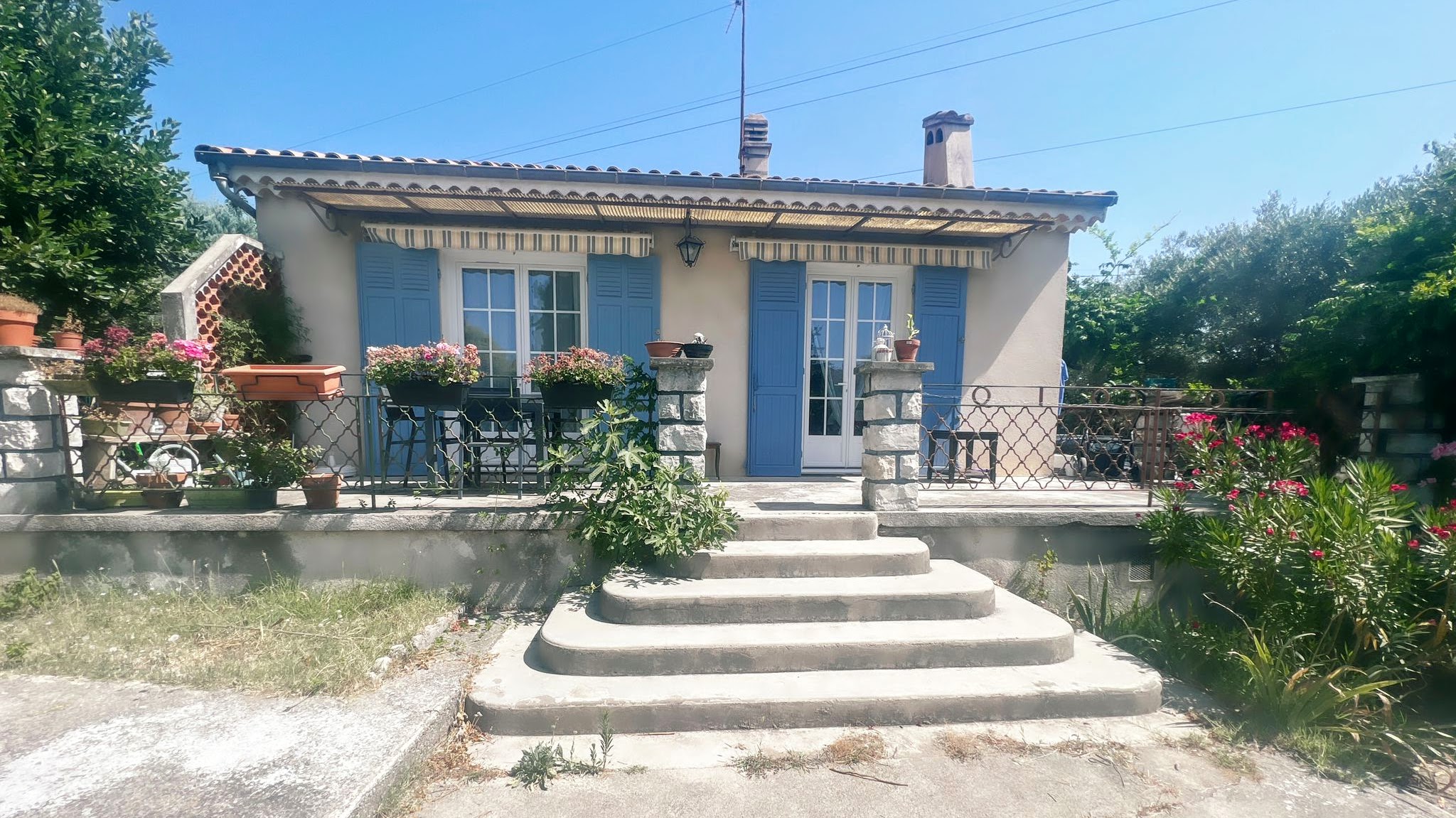Villa T3 avec beau jardin