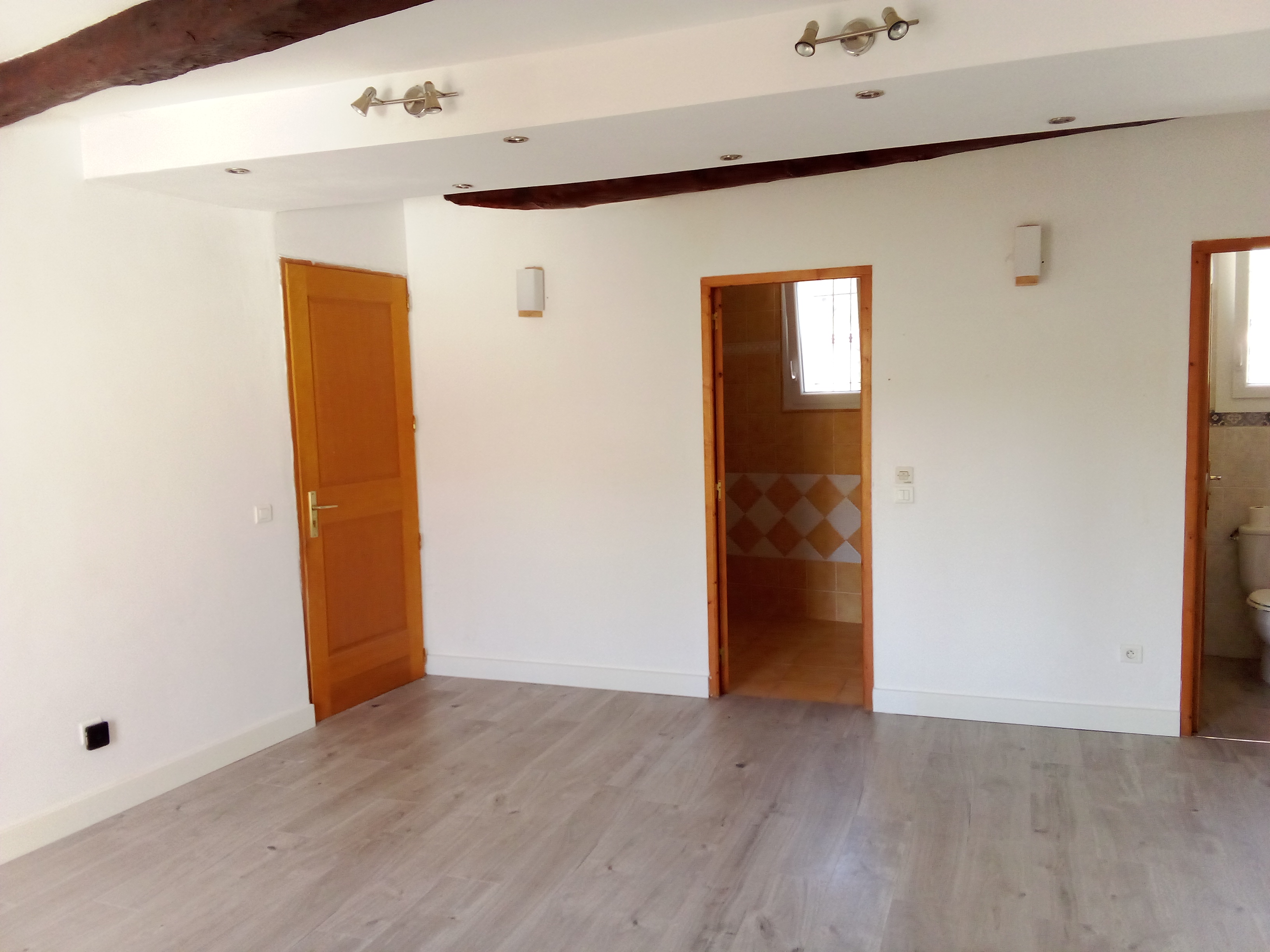 Appartement T3 tout confort - St. Paul les Durance - Réf. 38 - Photo 3