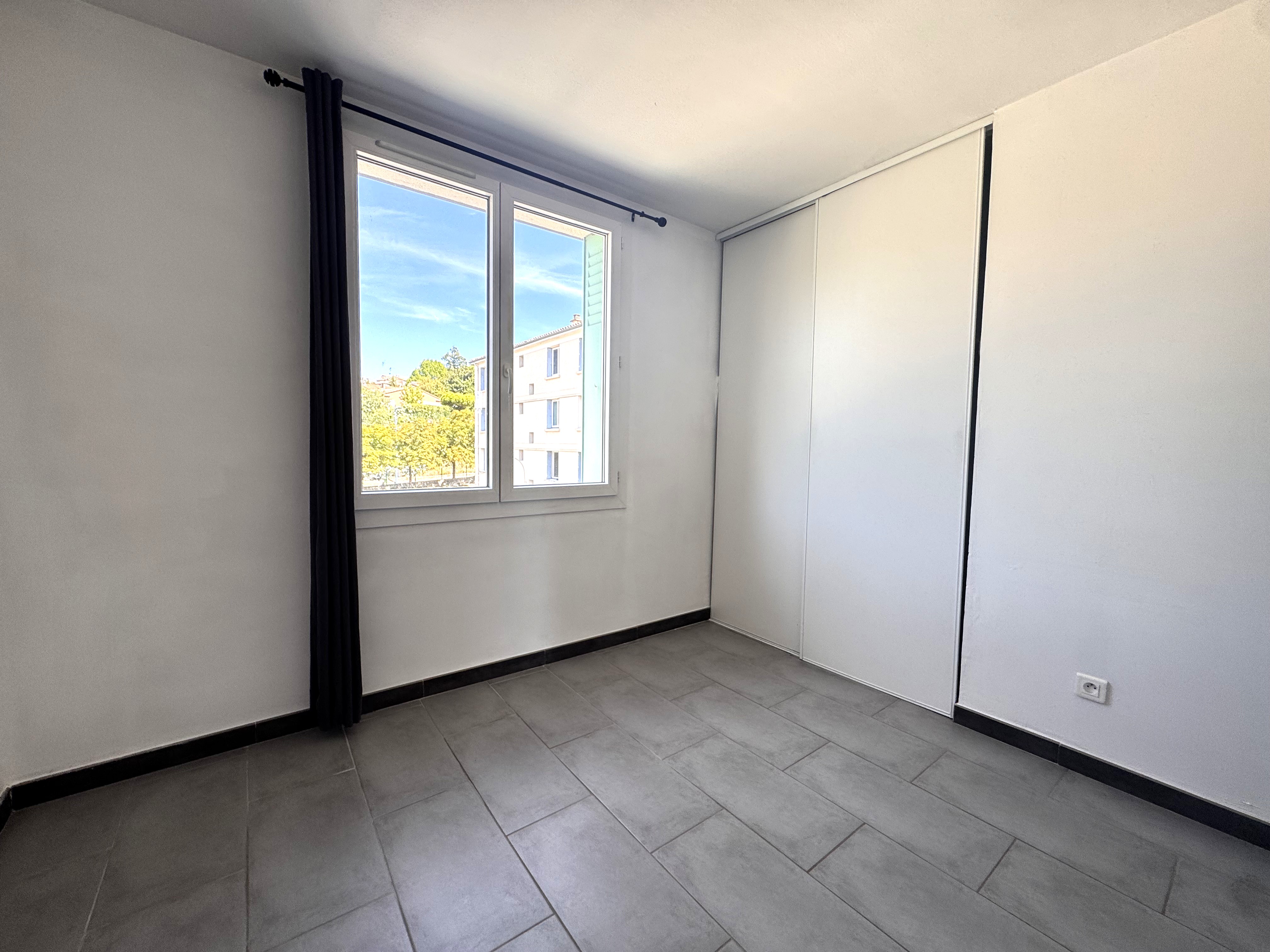 Appartement T3 avec Terrasse et cave  - Manosque - Réf. 540 - Photo 3